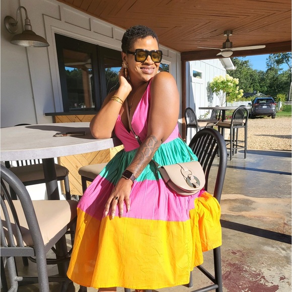 Meet Your Posher...Patty B!!! 😘 - Picture 9 of 10